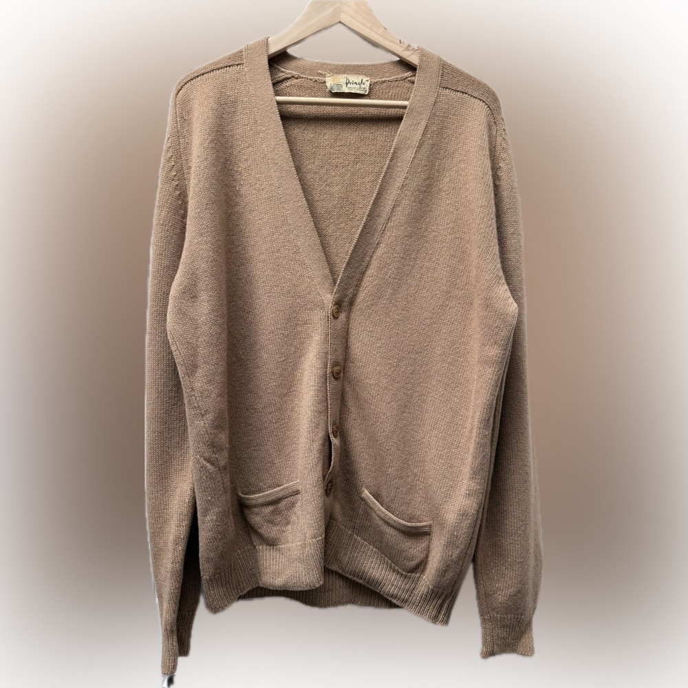 Pringle 💯 camel hair cardigan vintage